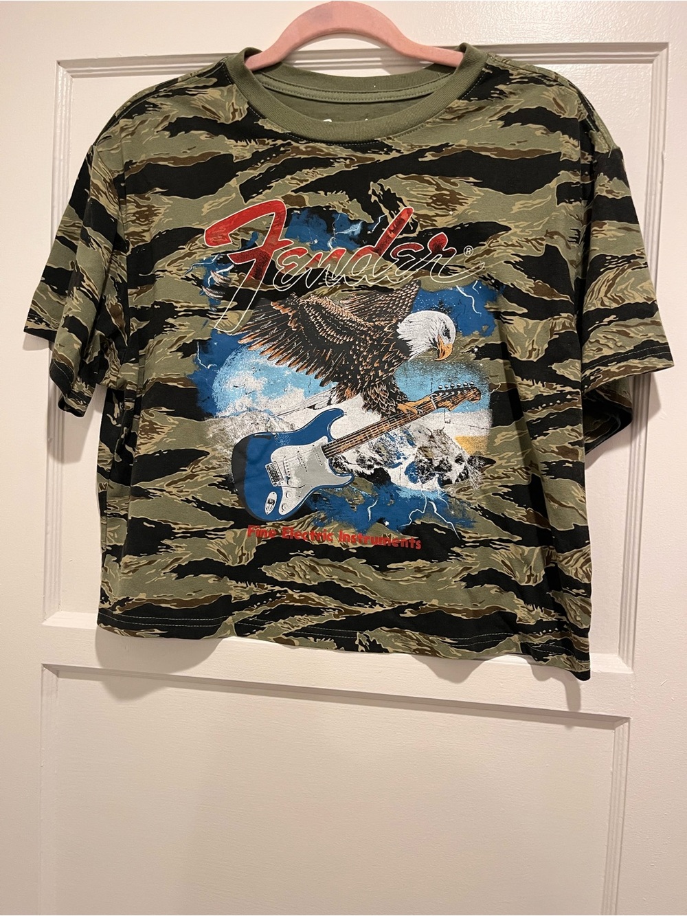Fender Rockin Eagle Green Camo Graphic Tee - Eagle & Guitar